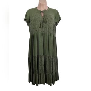 Kate & Sam Tiered Eyelet Boho Style Midi Dress Keyhole Neckline Short Sleeve